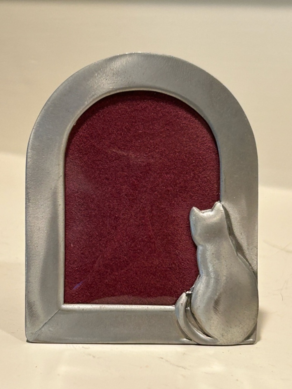 Vintage Seagull Pewter Cat Frame - Small